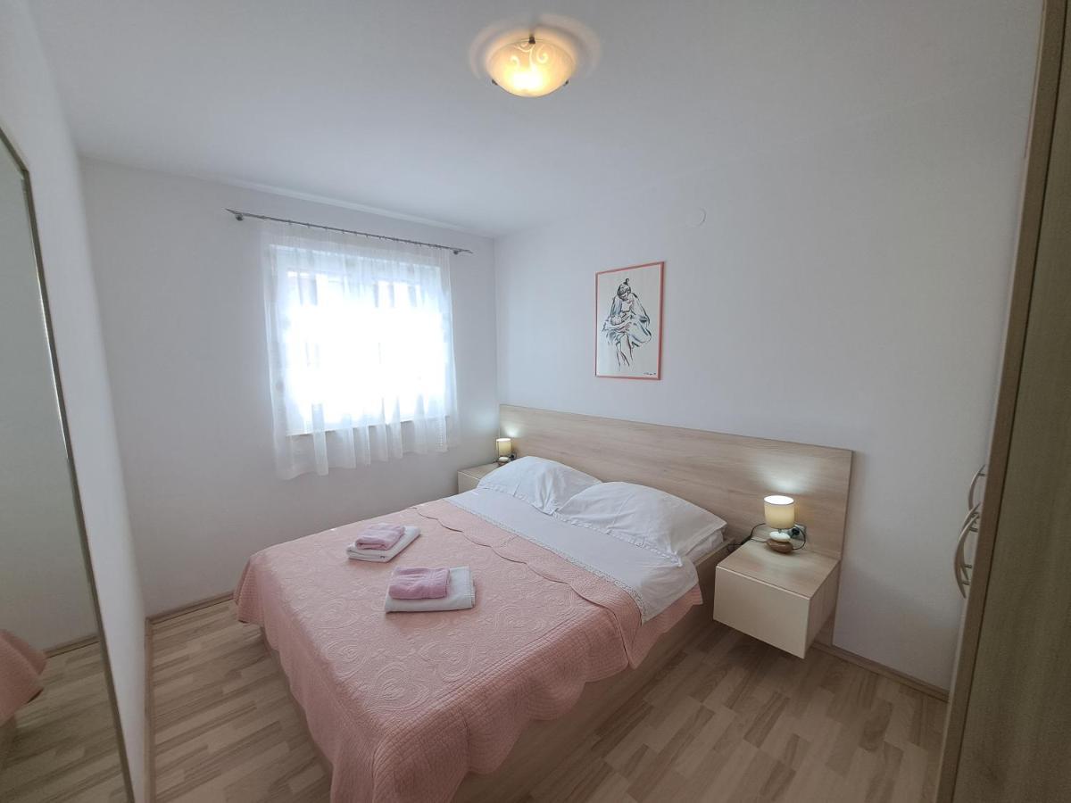 Apartments Fran I Baska  Ngoại thất bức ảnh