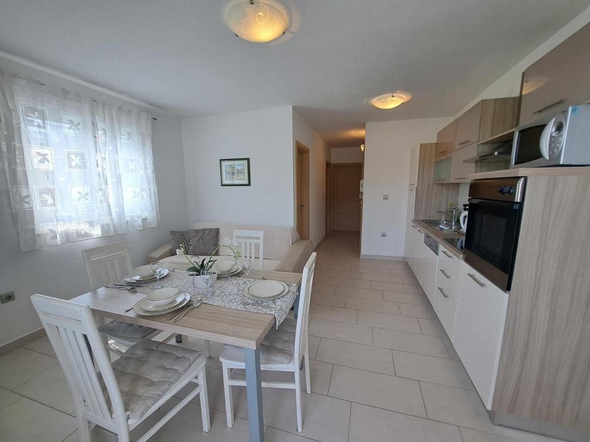Apartments Fran I Baska  Ngoại thất bức ảnh