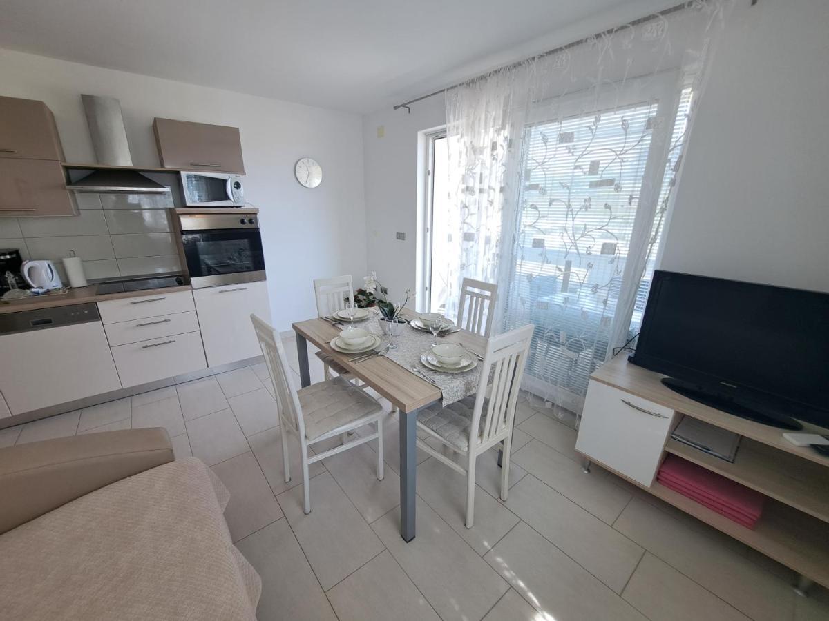 Apartments Fran I Baska  Ngoại thất bức ảnh