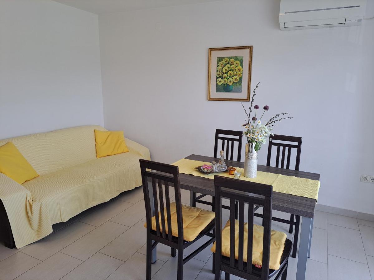 Apartments Fran I Baska  Ngoại thất bức ảnh